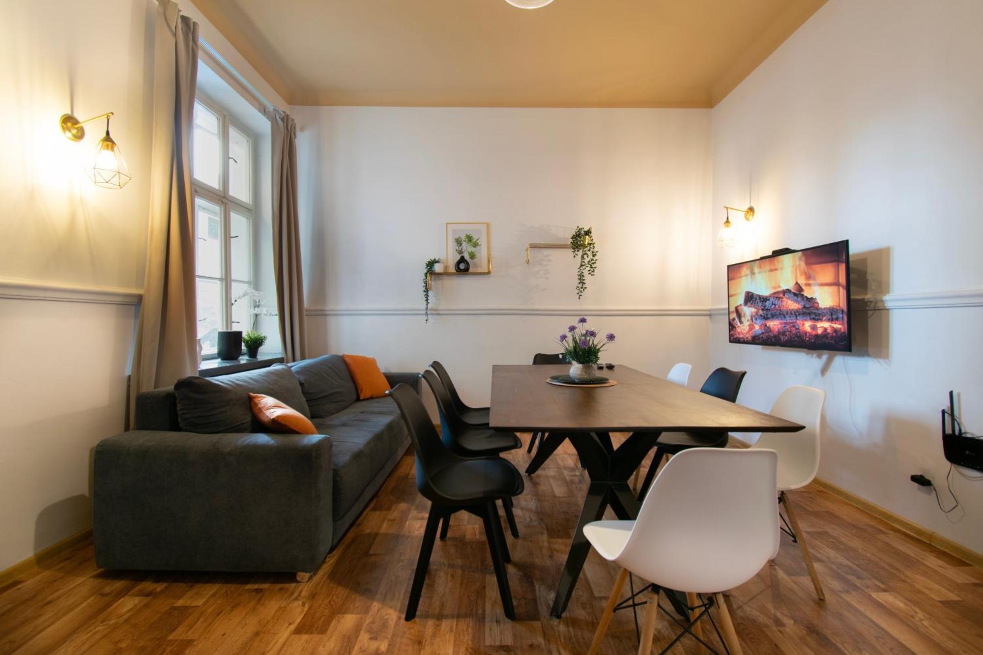 Huge Smolensk Street Apartment Krakow