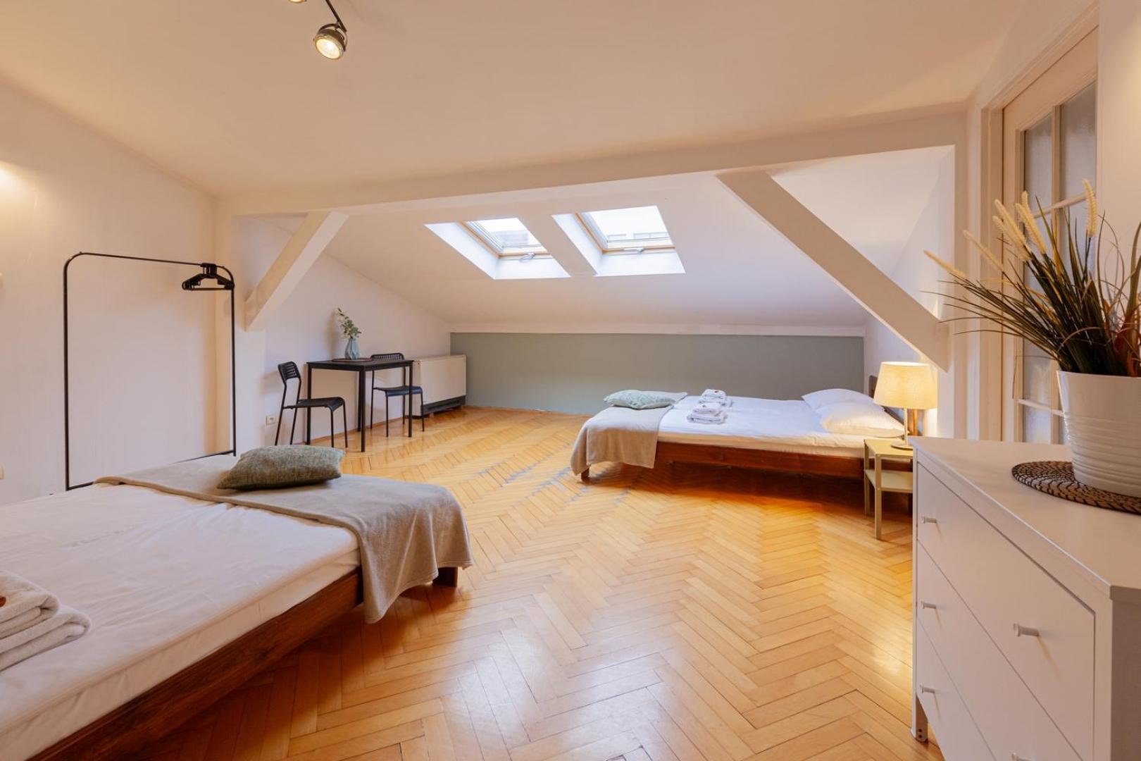 Huge Smolensk Street Apartment Krakow